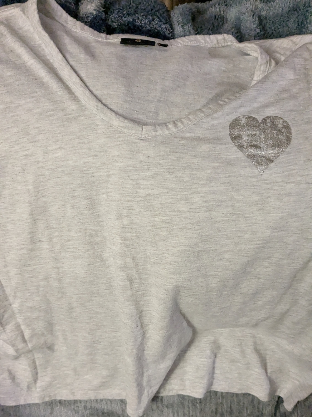 Bumblebella By Jill Martin Grey T-shirt With Distressed Silver Heart V-neck